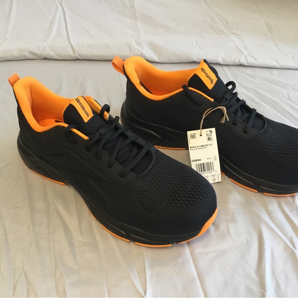 Reebok men’s steel toe sneaker